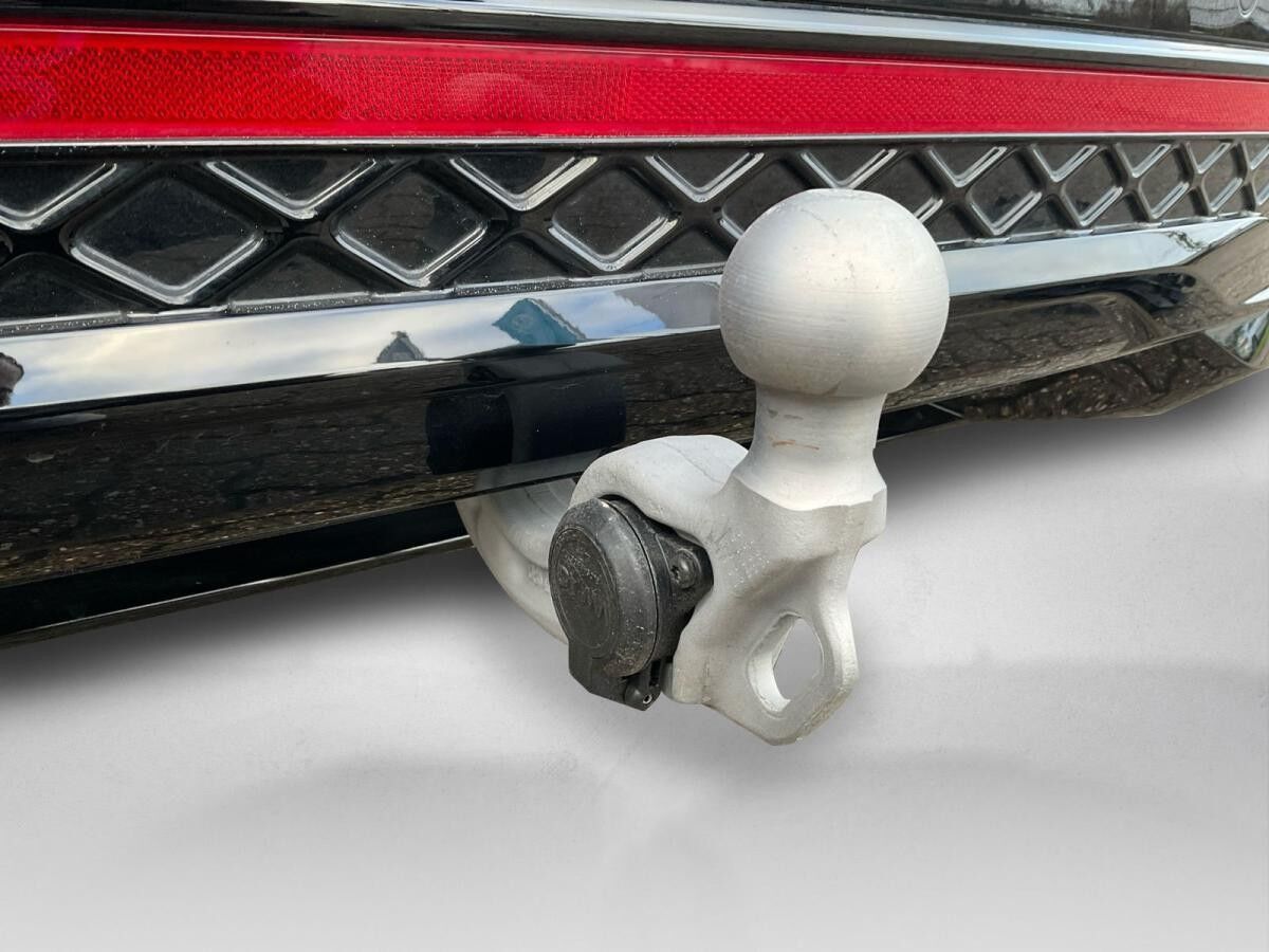 Volkswagen Passat Var. 2.0 TDI DSG R-Line AHK Navi Kamera Volkswagen Passat Var. 2.0 TDI DSG R-Line AHK Navi Kamera