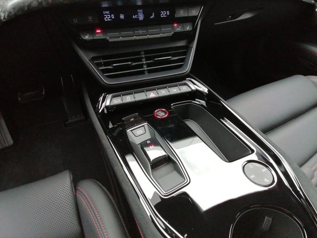 Audi e-tron GT RS performance quattro Aktiv Fahrwerk / Carbon