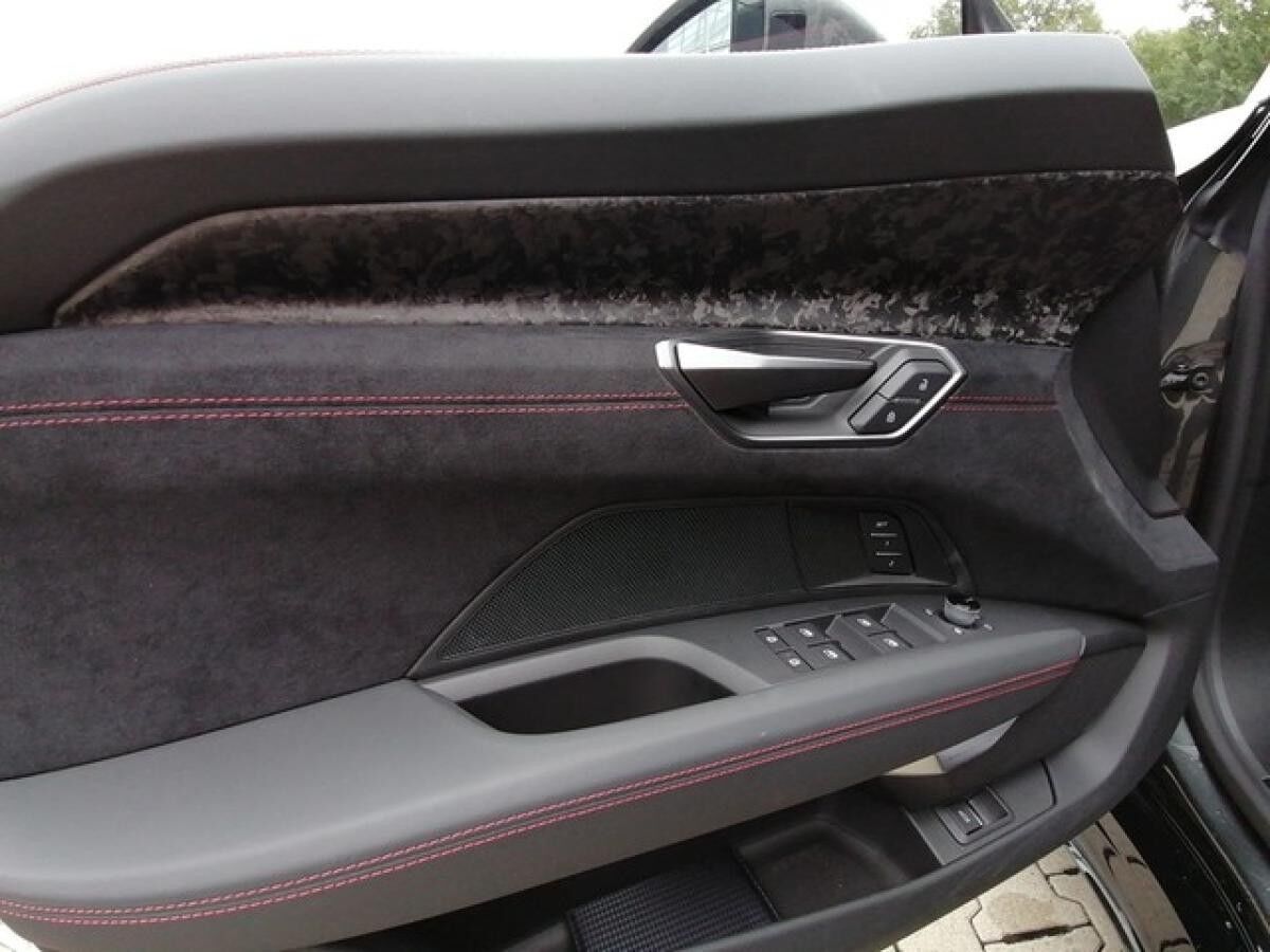 Audi e-tron GT RS performance quattro Aktiv Fahrwerk / Carbon