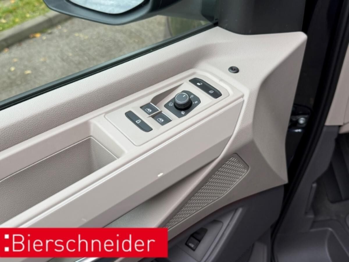 Volkswagen T7 Multivan LÜ 2.0 TDI DSG Style 7-S. VIS-A-VIS NAVI-PRO PANORAMA AHK