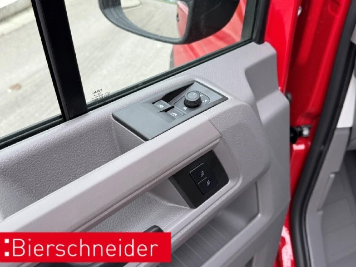 Volkswagen Crafter Kasten 35 2.0 TDI mittellang Hochdach AHK KAMERA PARKLENK PDC SHZ KLIMA