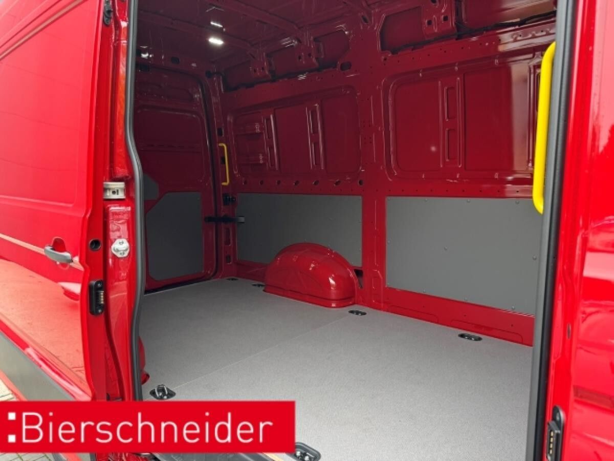 Volkswagen Crafter Kasten 35 2.0 TDI mittellang Hochdach AHK KAMERA PARKLENK PDC SHZ KLIMA