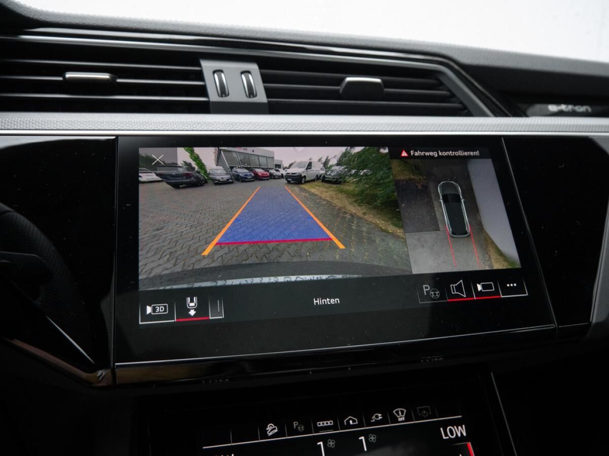 Audi Q8 e-tron S line 50 e-tron quattro