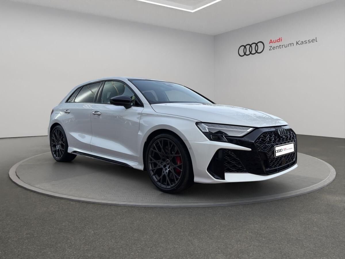 Audi RS3 RS 3 Sportback Matrix Pano SONOS HuD Memory Kam.