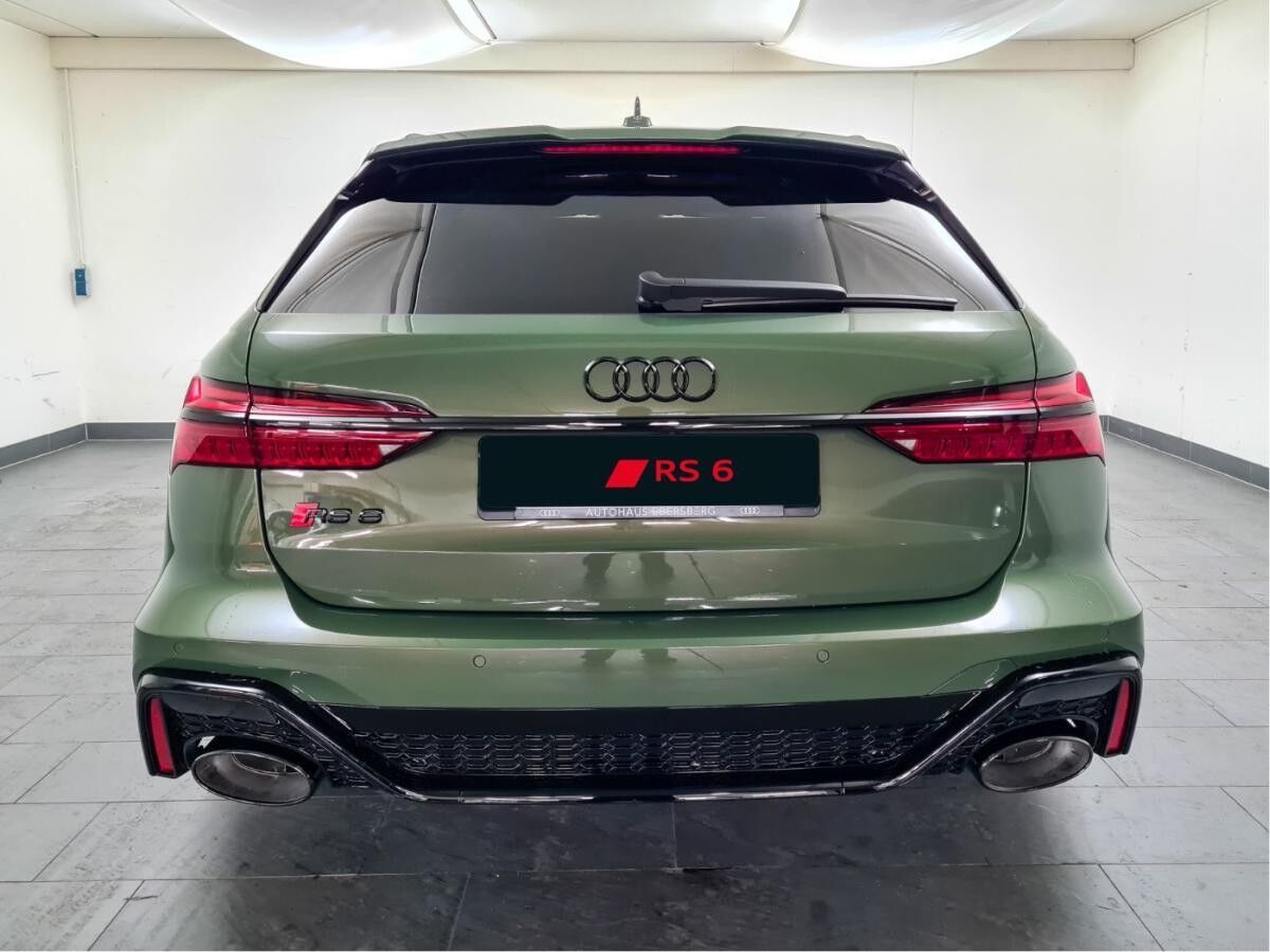 Audi RS6 Avant performance Essentials StHzg #black