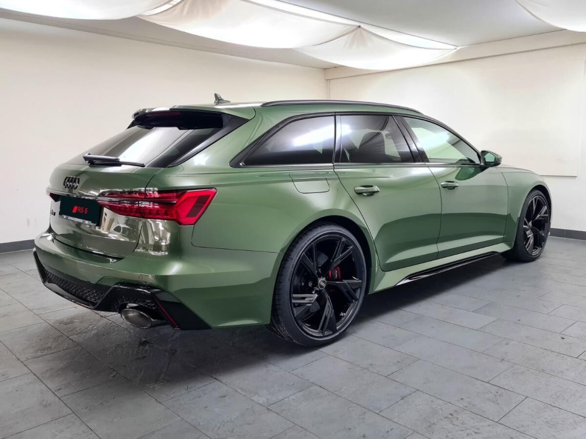 Audi RS6 Avant performance Essentials StHzg #black