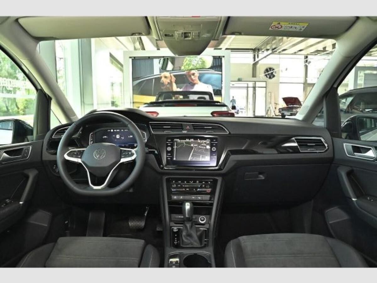 Volkswagen Touran 2.0 TDI DSG SCR Highline SOFORT VERFÜGBAR Black Style 7-Sitze AHK Standhzg Pano