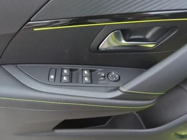 Peugeot 208 PureTech 100 GT ***Vorführfahrzeug - sofort verfügbar***