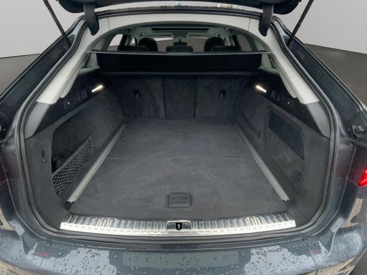 Audi A6 Avant 40 TDI qu. Matrix Pano Kamera Leder AHK