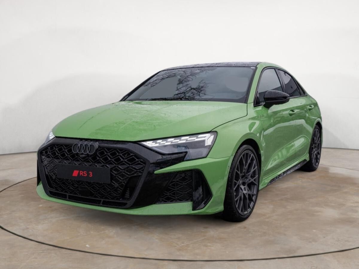 Audi RS3 Limousine
