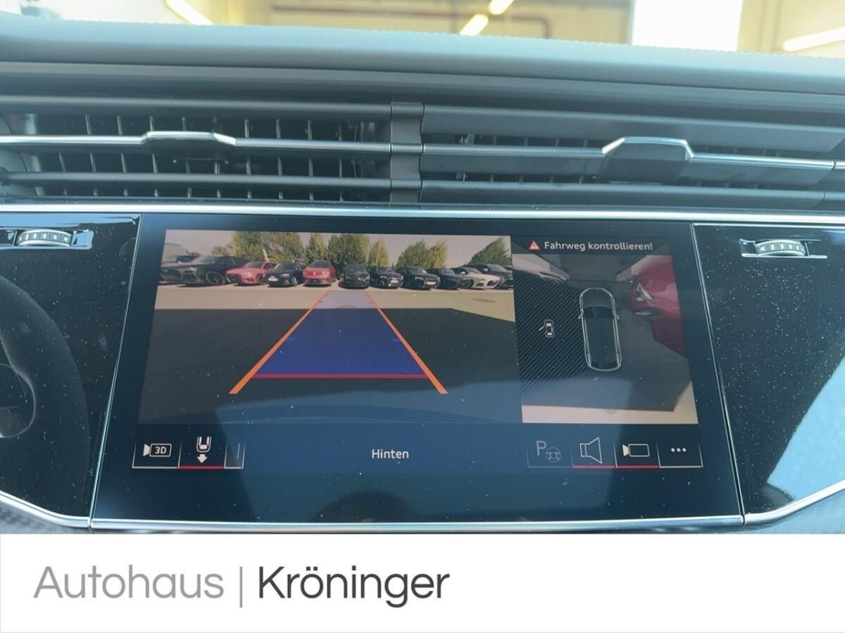 Audi RS Q8 SUV 4.0 TFSI quattro HUD Luft Massage Pano