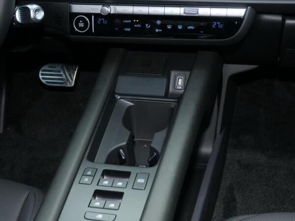 Hyundai IONIQ 6 UNIQ-PAKET LEDER NAVI KAMERA MATRIX-LED