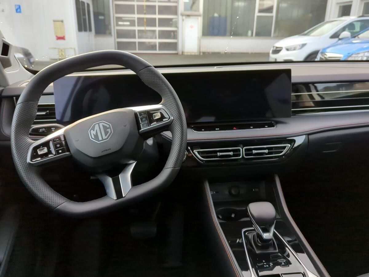 MG HS Luxury ***NEUES MODELL*** MY24