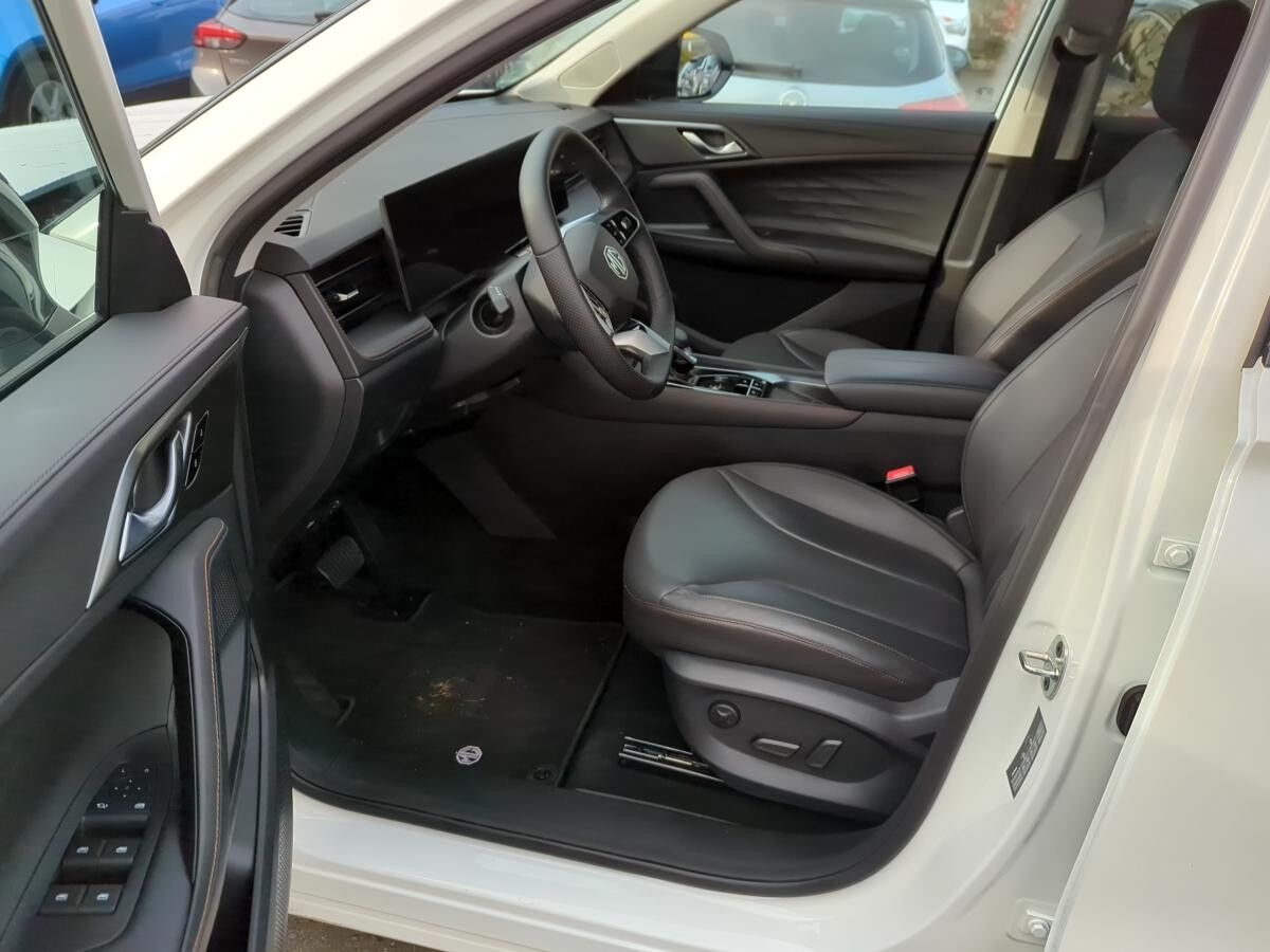 MG HS Luxury ***NEUES MODELL*** MY24