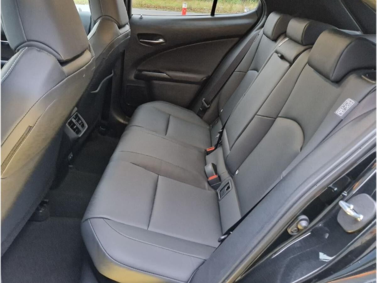 Lexus UX-300h Hybrid 💥 F-Sport Design 💥 Bis zu 15 Jahre Garantie!