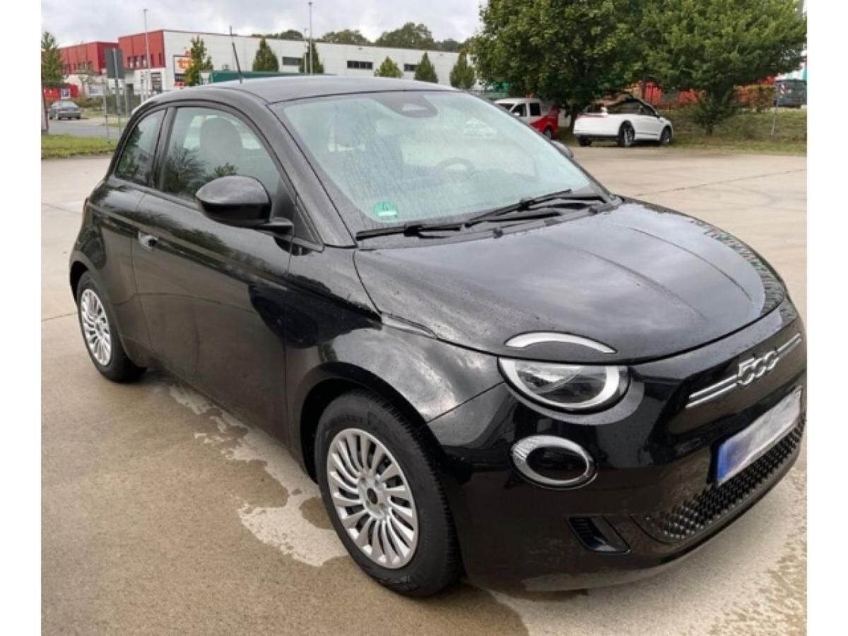 Fiat 500e *Keine Bereitstellungskosten* Action Komfort,-Radio,-Winterpaket Automatik