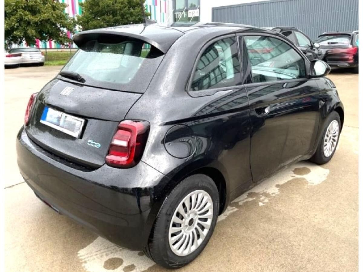 Fiat 500e *Keine Bereitstellungskosten* Action Komfort,-Radio,-Winterpaket Automatik