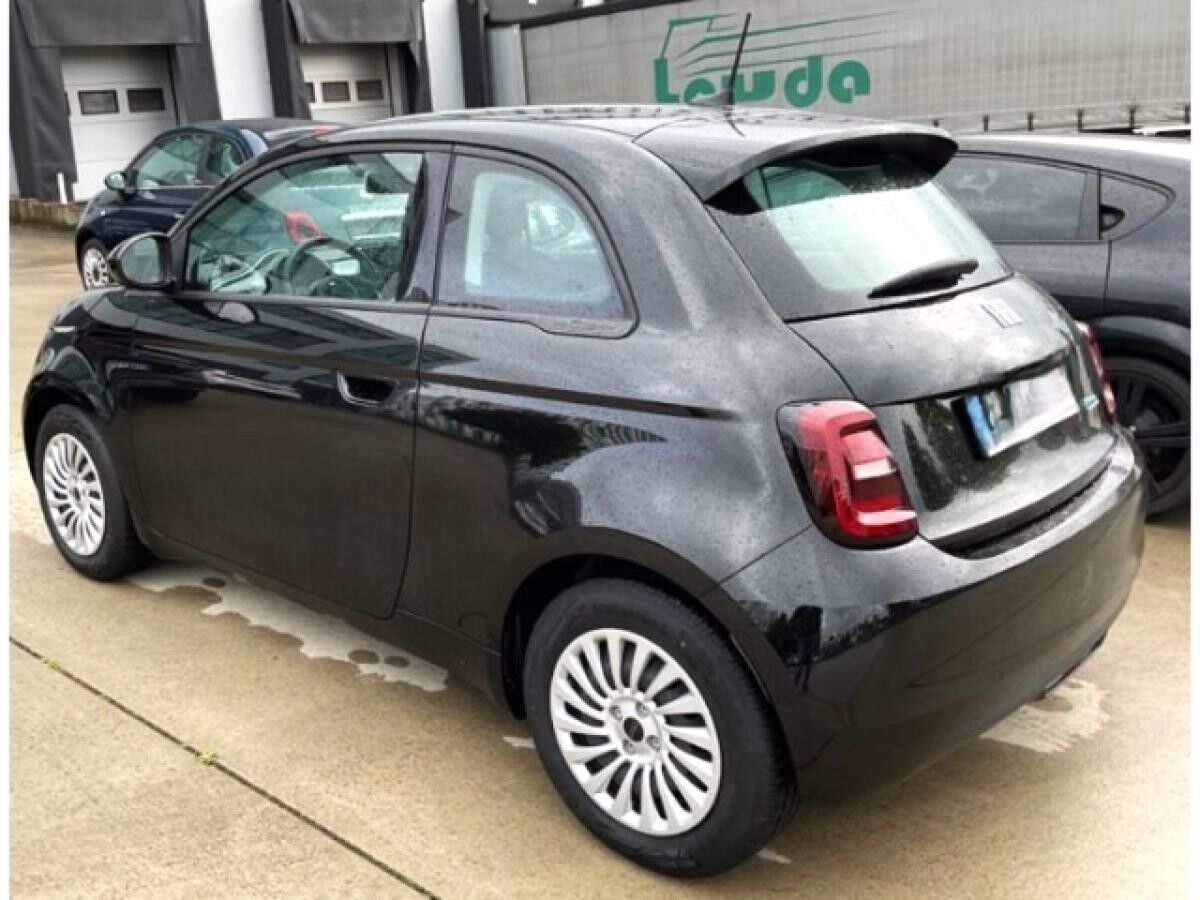 Fiat 500e *Keine Bereitstellungskosten* Action Komfort,-Radio,-Winterpaket Automatik