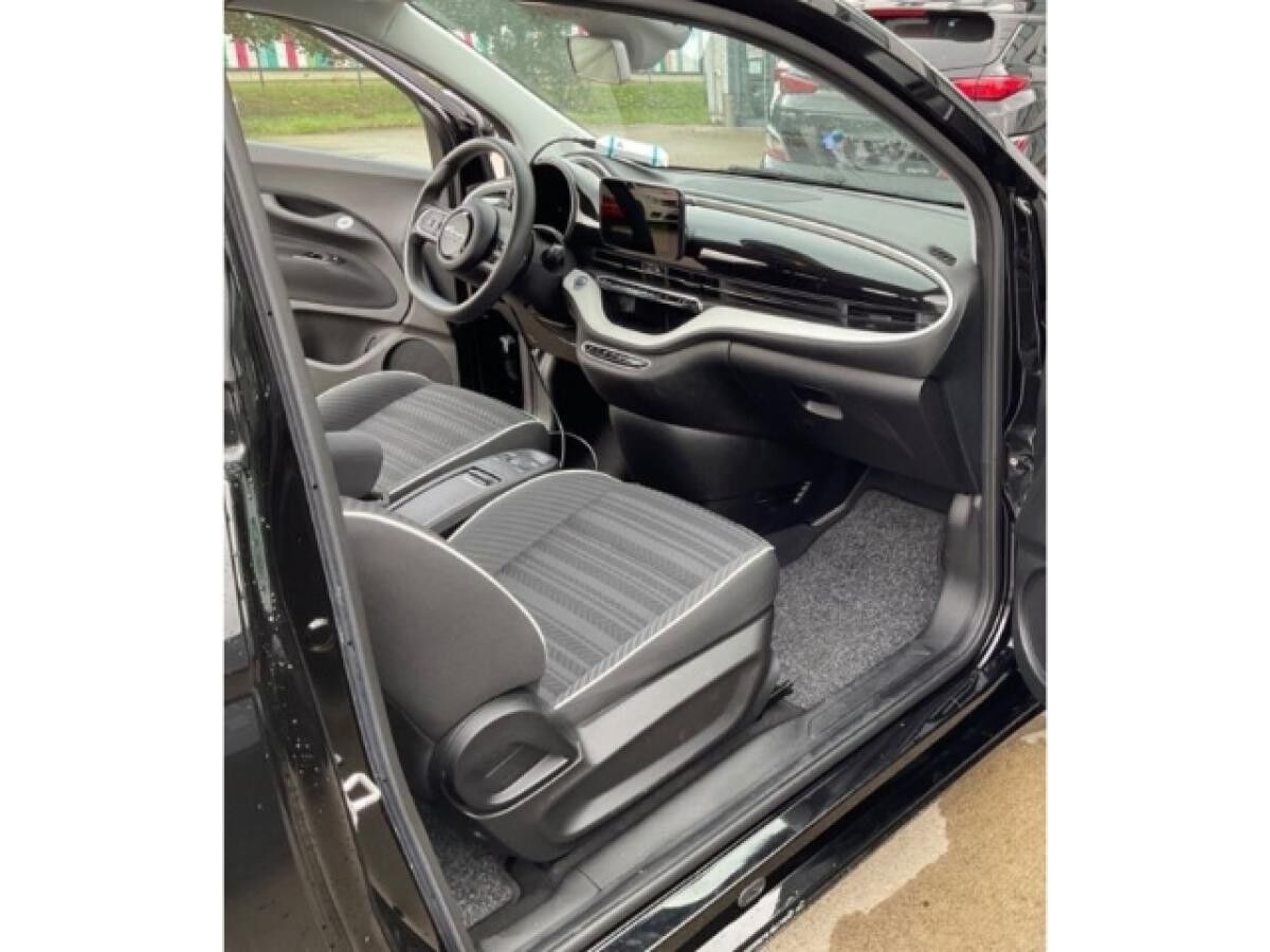 Fiat 500e *Keine Bereitstellungskosten* Action Komfort,-Radio,-Winterpaket Automatik