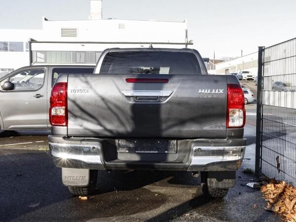 Toyota Hilux Double Cab Comfort 2,4-l-D-4D, 110 kW (150 PS) 6-Stufen-Automatikgetriebe 4x4