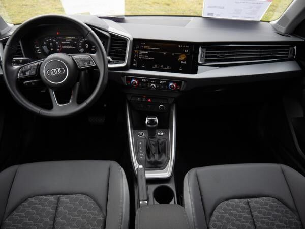Audi A1 Sportback 30 1.0 TFSI advanced S tronic
