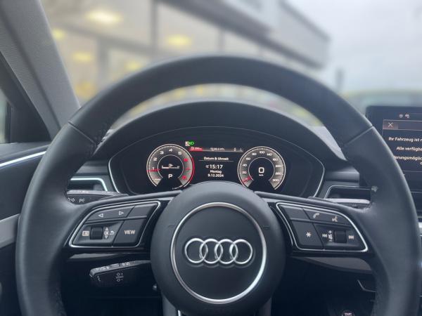 Audi A4 Avant 35 2.0 TFSI advanced S tronic AHK LED