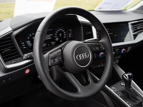 Audi A1 Sportback 30 1.0 TFSI advanced S tronic