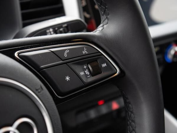 Audi A1 Sportback 30 1.0 TFSI advanced S tronic