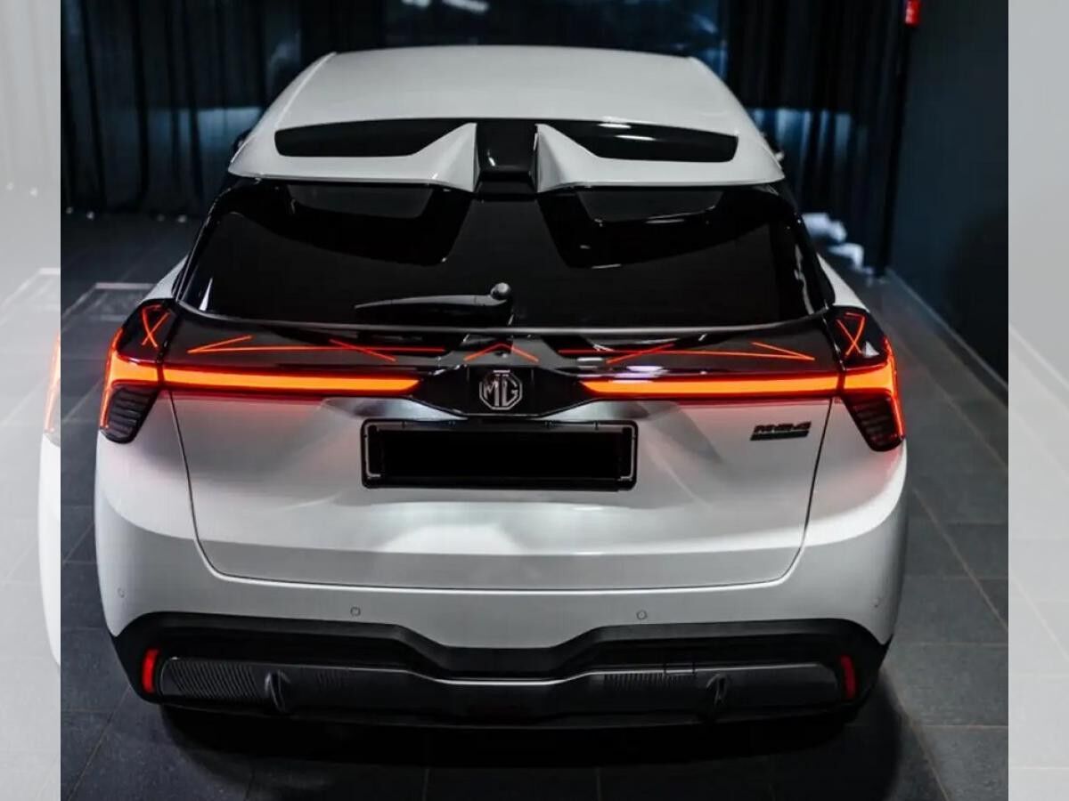 MG MG4 MY 2025 Sondermodell LUXURY *SOFORT VERFÜGBAR* *SONDERANGEBOT* *GEWERBEKUNDEN*