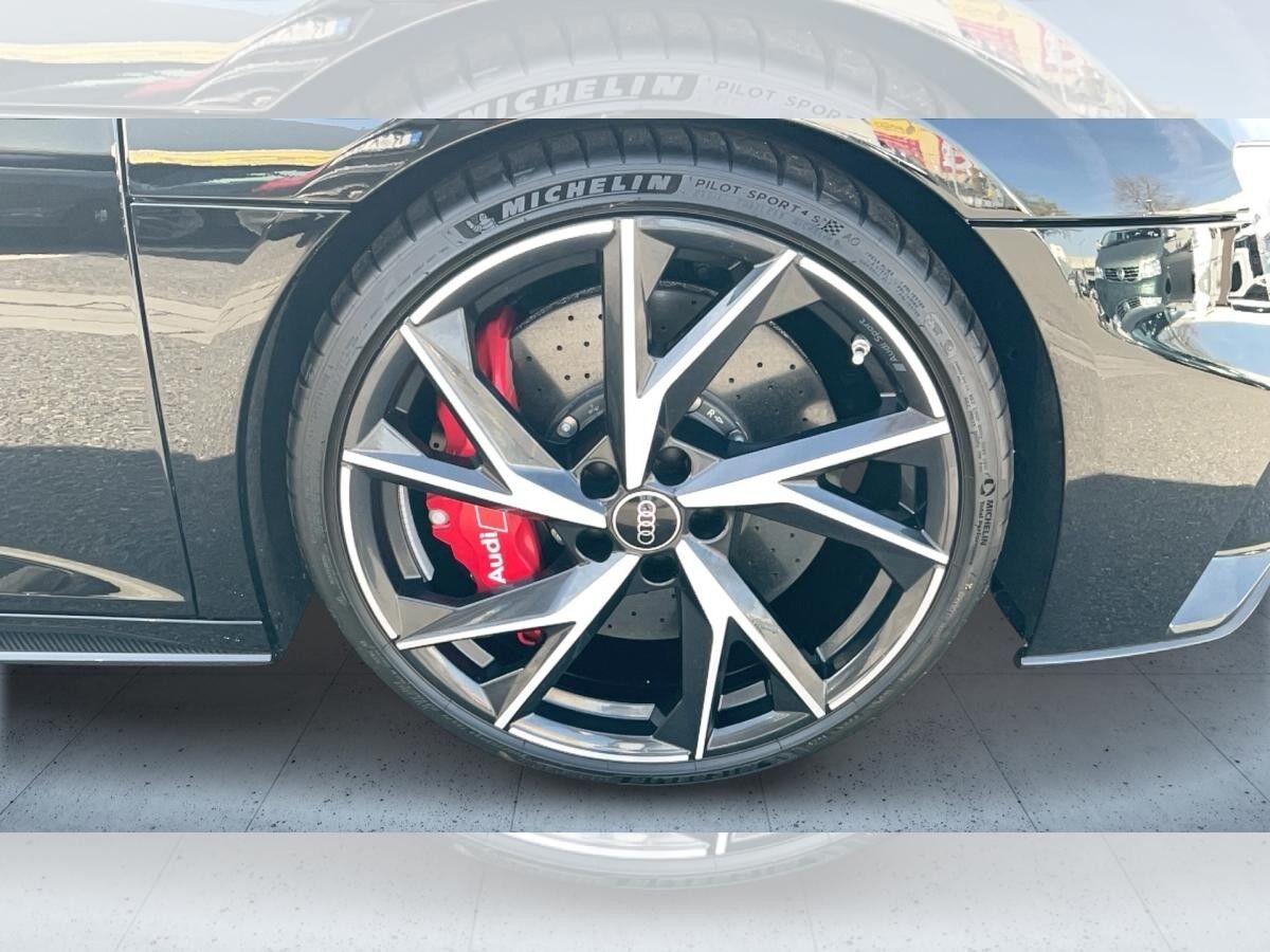 Audi R8 Spyder V10 performance qu. S tronic Keramik