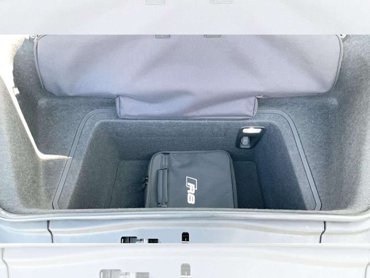 Audi R8 Spyder V10 performance qu. S tronic Keramik