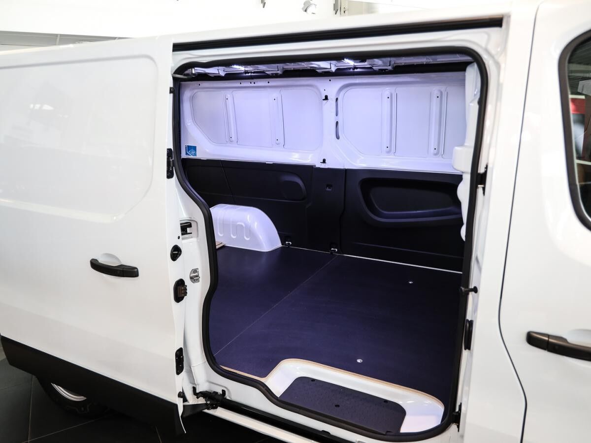 Nissan Primastar N-Connecta Kasten L2H1 dCi 130PS 6MT LRB 270° NAVI ***sofort verfügbar!!!***