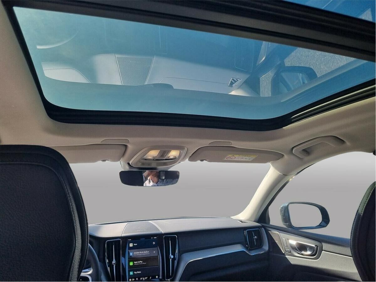 Volvo XC60 B5 Plus Dark HOT DEAL