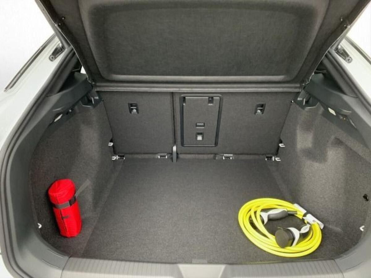 Volkswagen ID.5 Pro 77kWh*Navi*HeadUp*AHK*Wärmepumpe