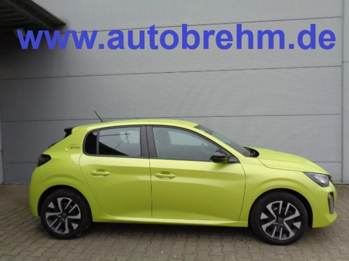 Peugeot 208 PureTech 100 Style Klima, PDC, Tempomat