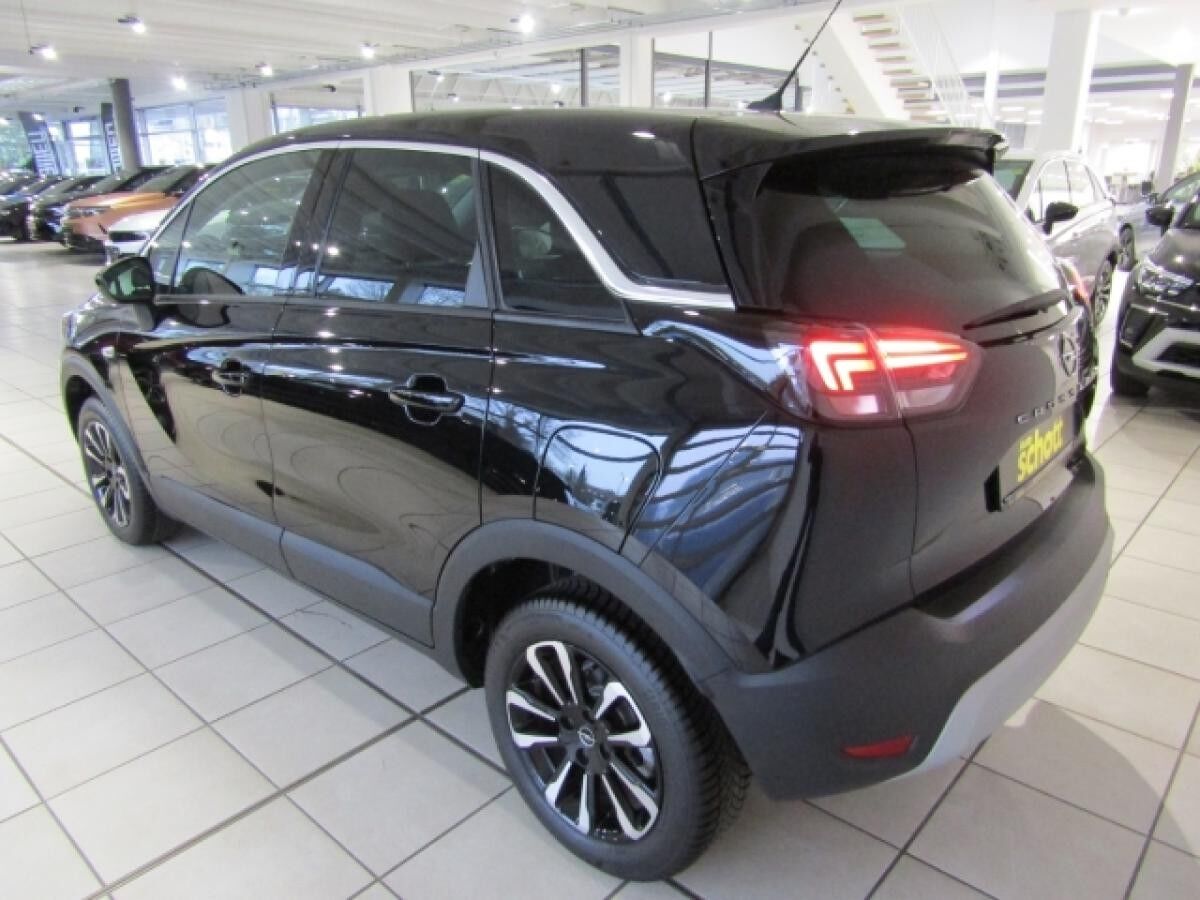 Opel Crossland Elegance 1.2 KAM NAV PDC APP BT SHZ LHZ