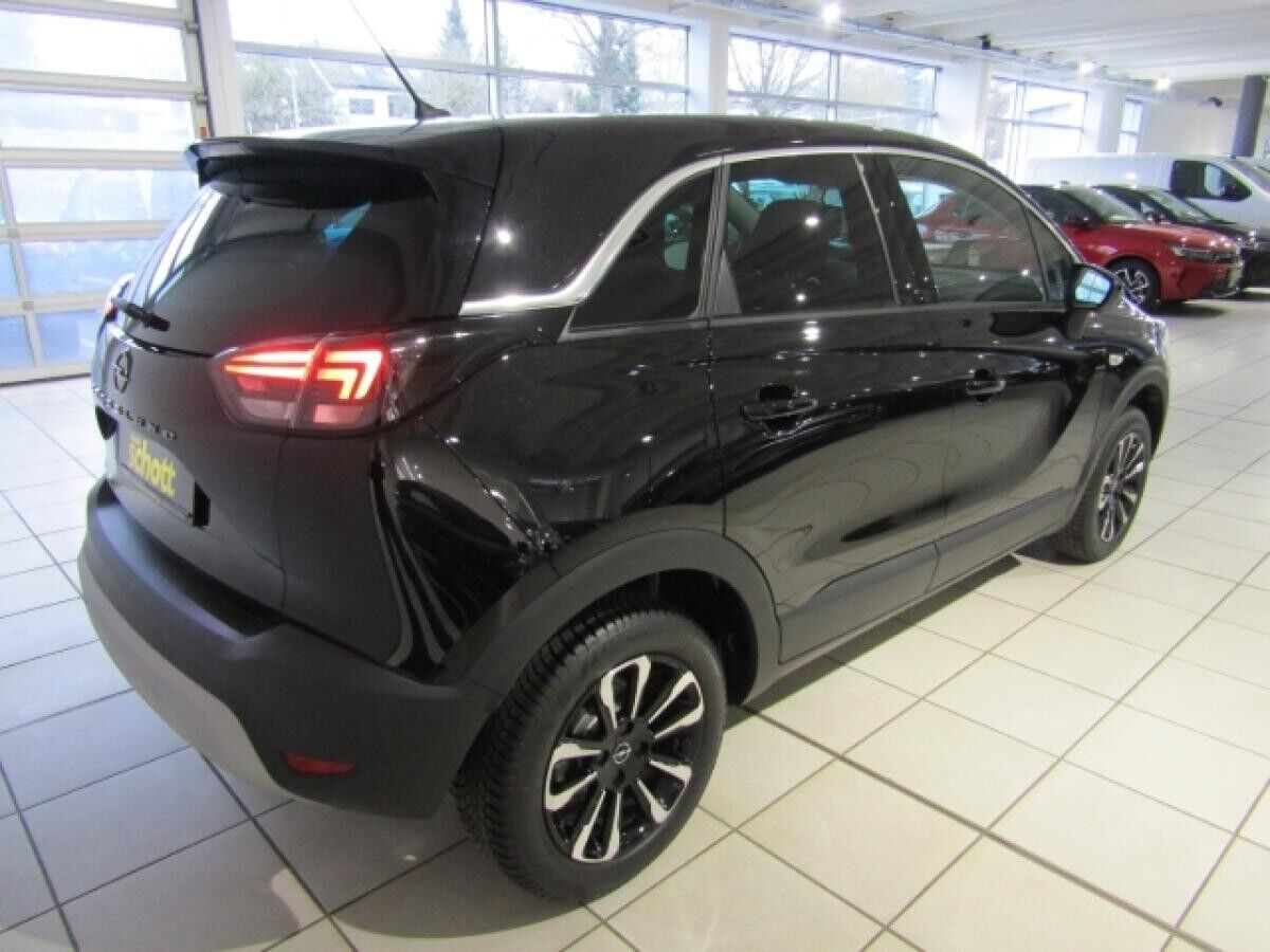 Opel Crossland Elegance 1.2 KAM NAV PDC APP BT SHZ LHZ