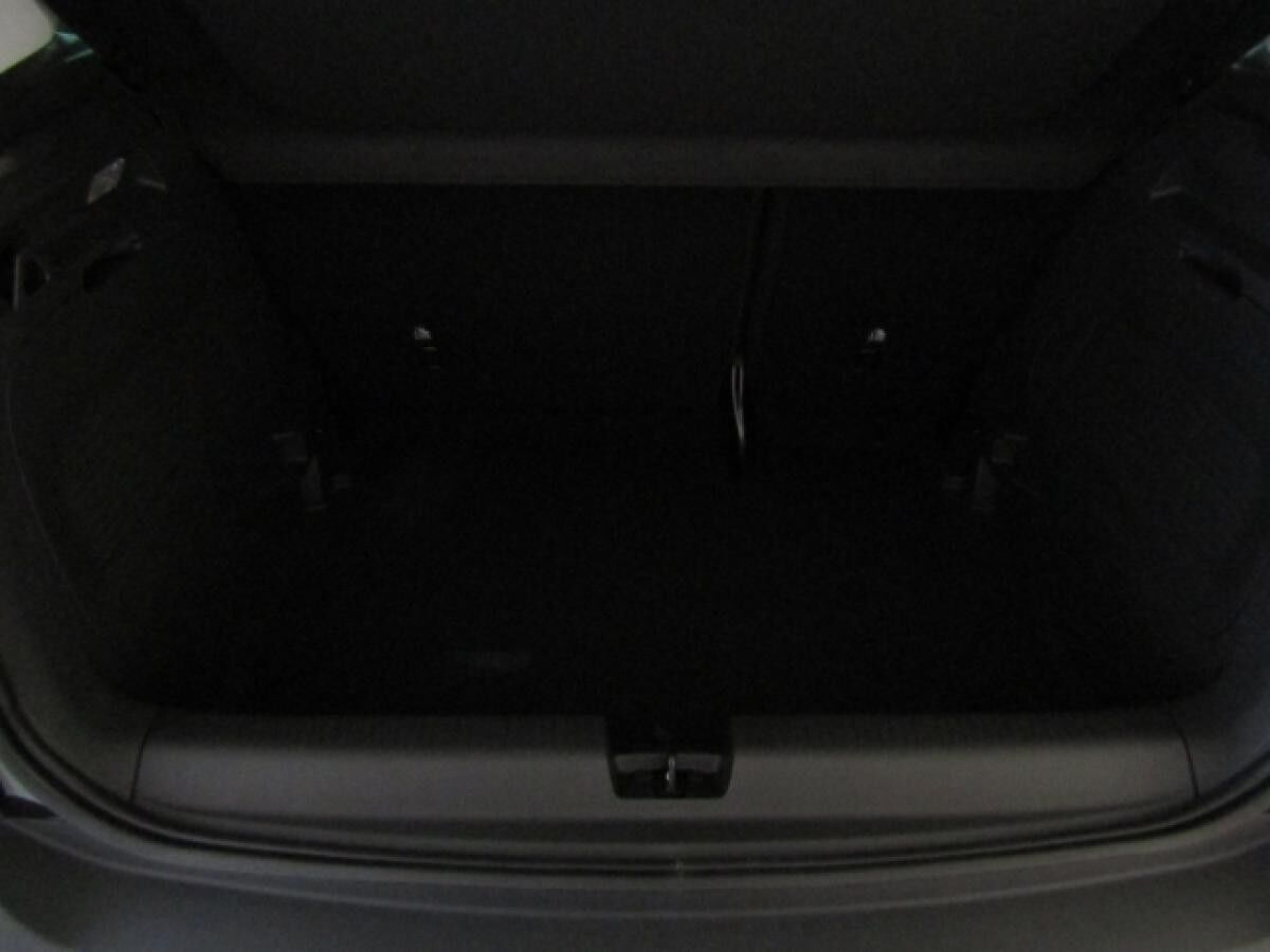 Opel Crossland Elegance 1.2 KAM NAV PDC APP BT SHZ LHZ