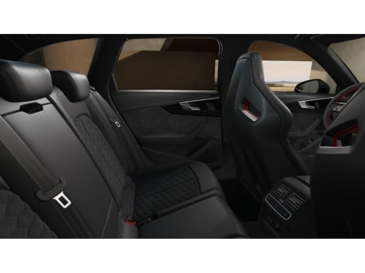 Audi RS4 edition 25 years Nr. 38/250 V-max 300