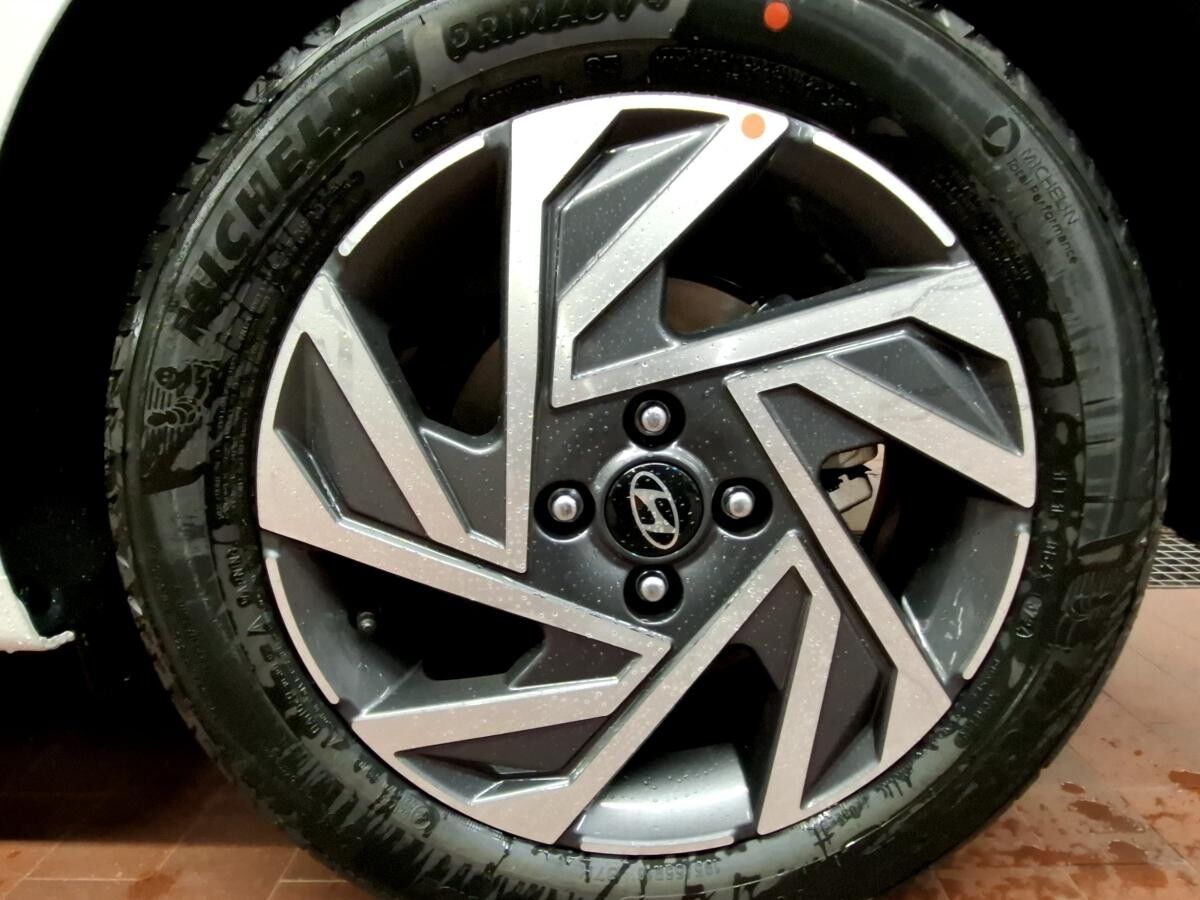 Hyundai i20 1.0 T-GDI Trend Matrix DynLicht Kam. LM Navi