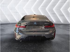 BMW 330 e xDrive Limousine BMW 330 e xDrive Limousine