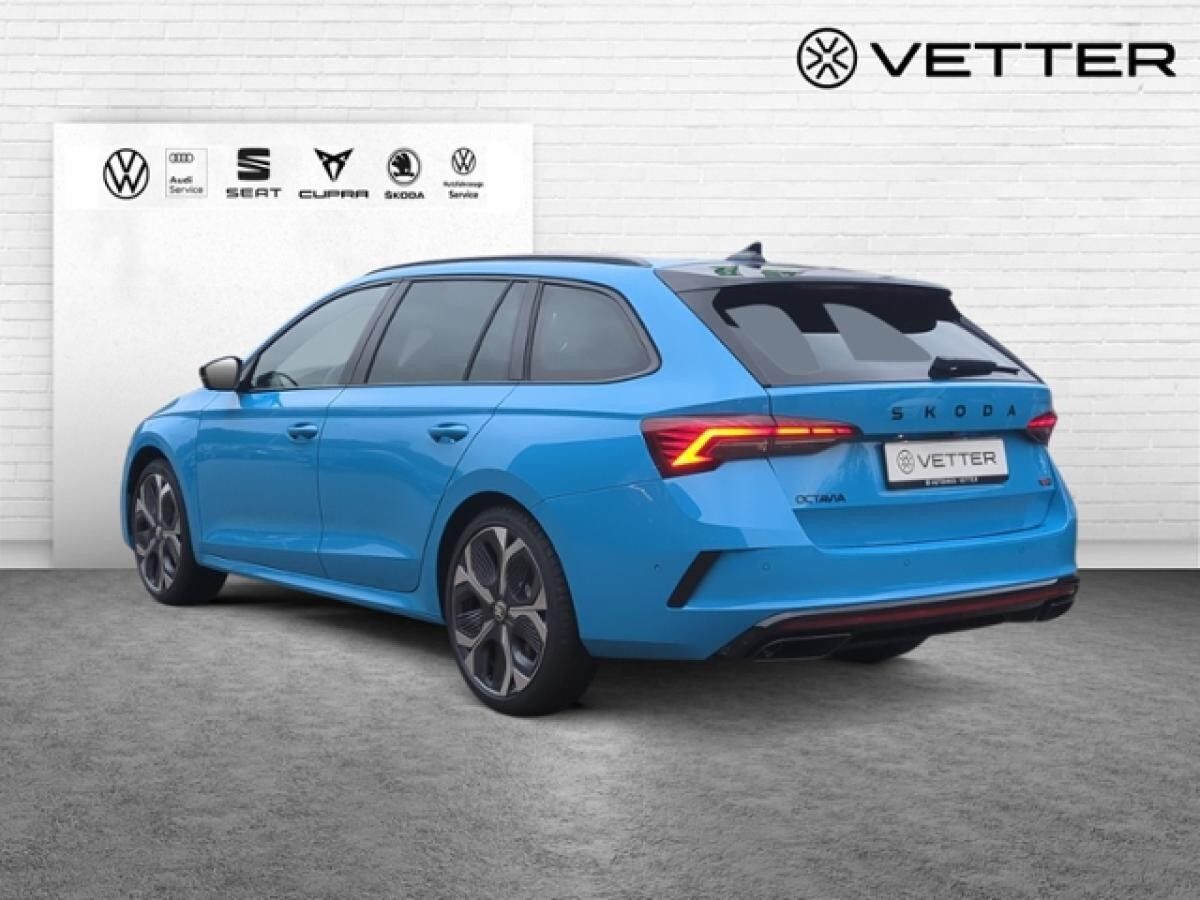 Skoda Octavia Combi 2.0 TSI RS DSG MATRIX PANO INDIVID