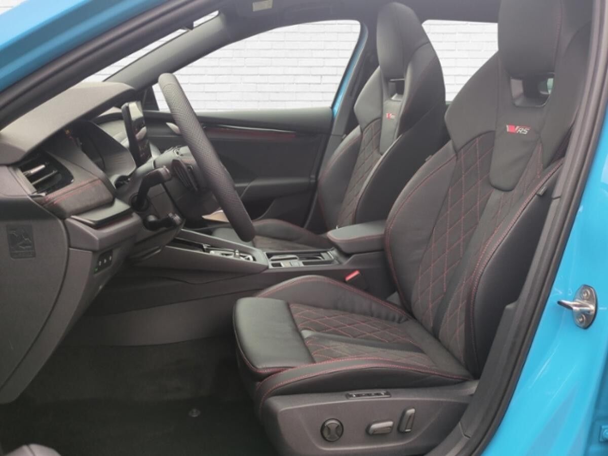 Skoda Octavia Combi 2.0 TSI RS DSG MATRIX PANO INDIVID