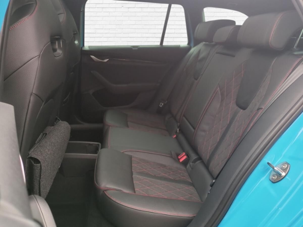 Skoda Octavia Combi 2.0 TSI RS DSG MATRIX PANO INDIVID