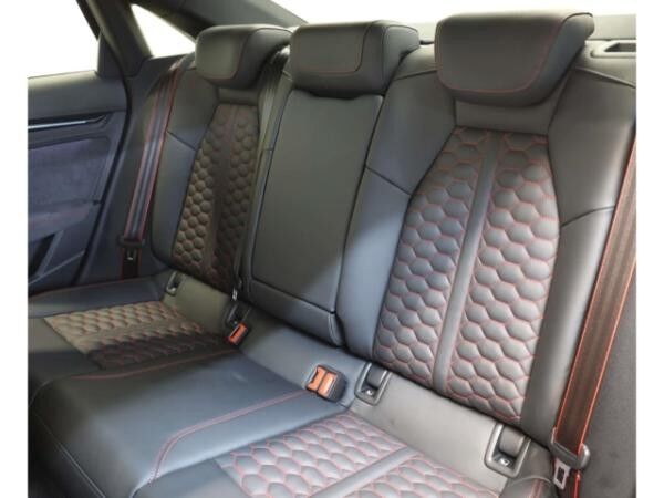 Audi RS3 Limousine TFSI quattro