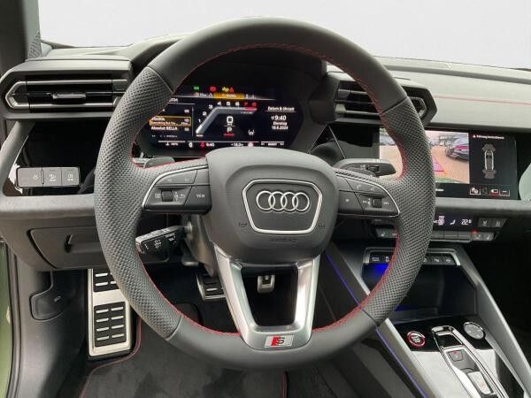 Audi S3 Sportback TFSI SONOS Pano HUD Akrapovic
