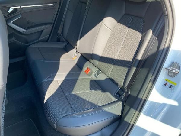 Audi A3 allstreet 35 TDI S tronic AHK Matrix ACC Keyl