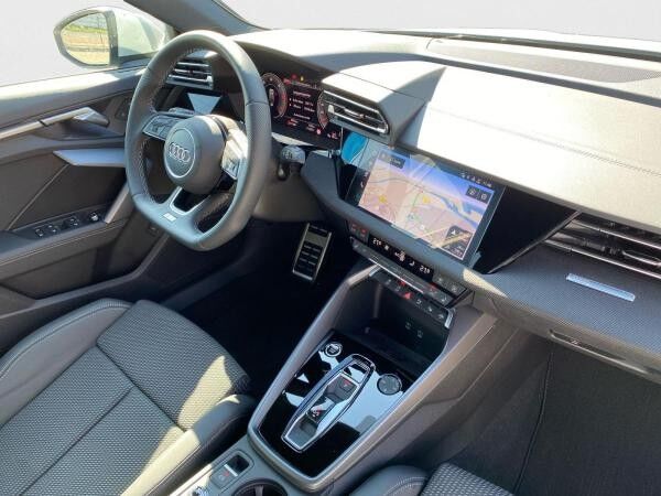 Audi A3 allstreet 35 TDI S tronic AHK Matrix ACC Keyl
