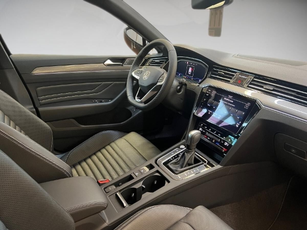 Volkswagen Passat Variant Alltrack 2.0 TDI DSG 4M AHK Pano