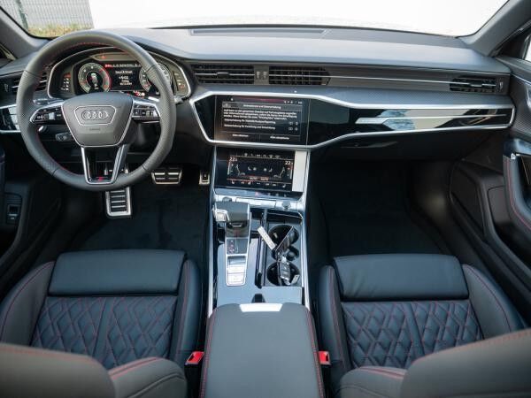 Audi A6 Avant S line 50 TDI quattro